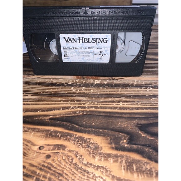 Van Helsing (VHS) starring Hugh Jackman .Not Tested !!! - Picture 5 of 7